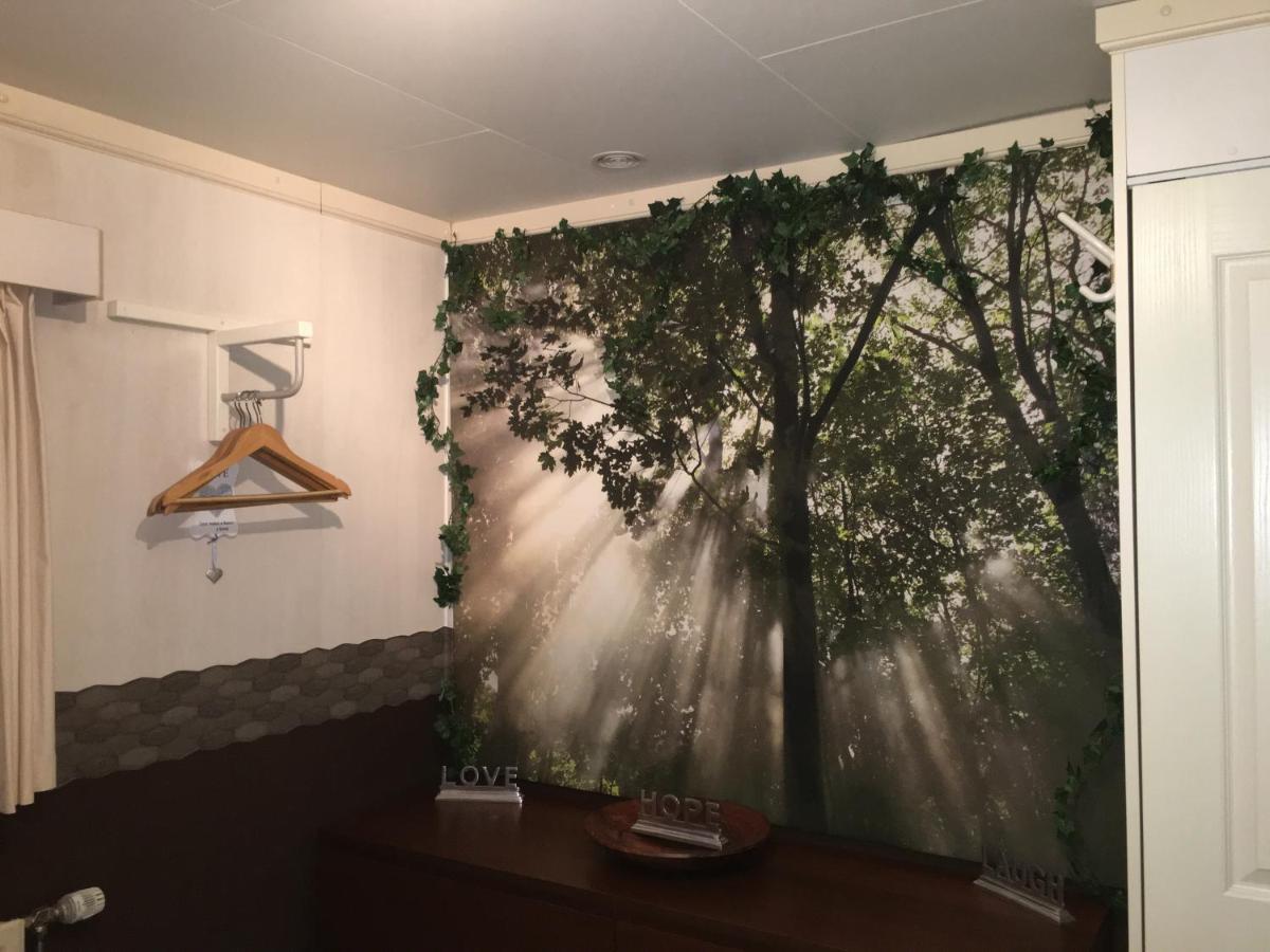 Veluwe Park Reewold Chalet Infinity 푸텐 외부 사진