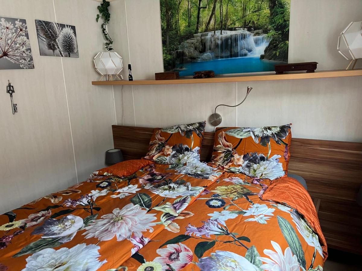Veluwe Park Reewold Chalet Infinity 푸텐 외부 사진