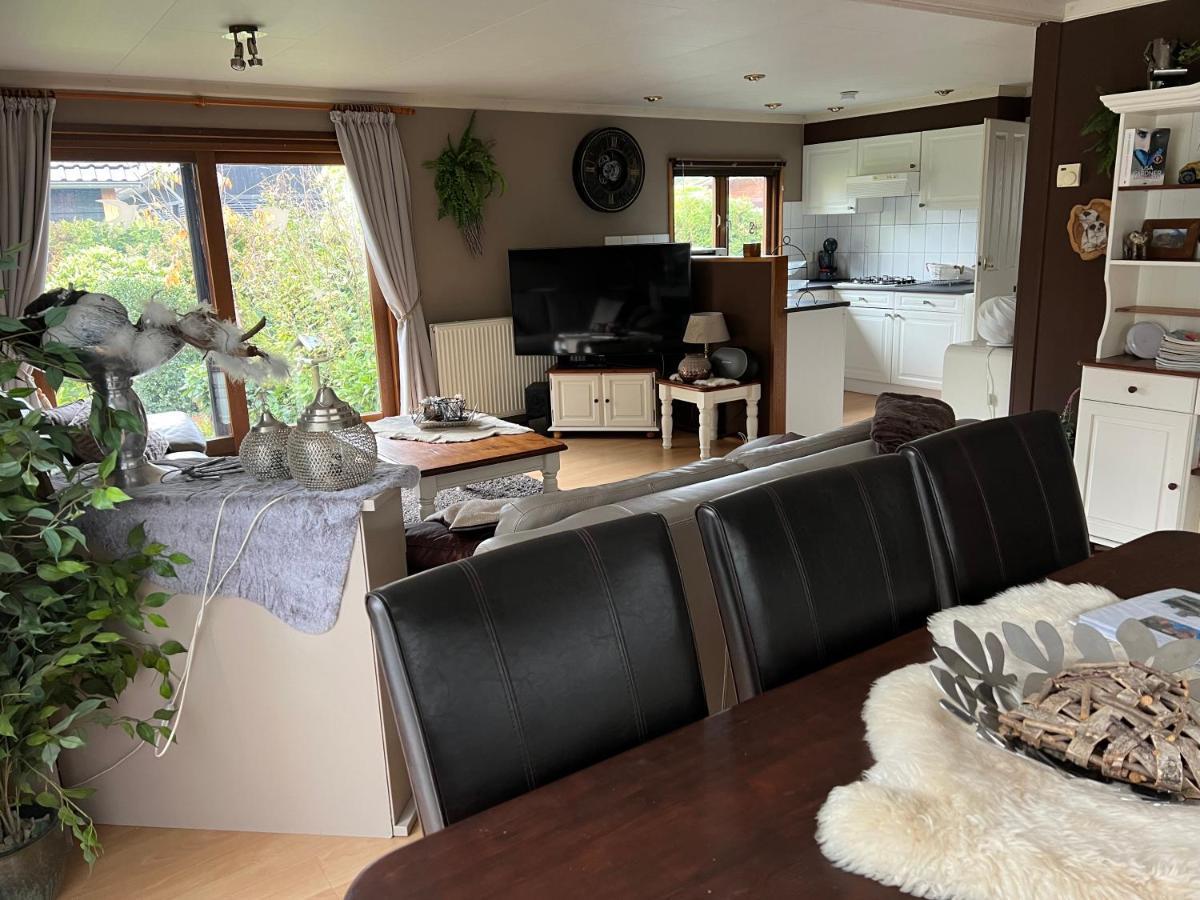 Veluwe Park Reewold Chalet Infinity 푸텐 외부 사진
